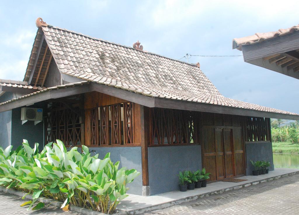 Puri Menoreh Hotel&restaurant 2*